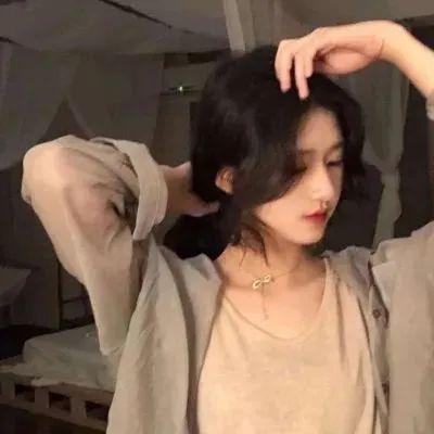 我修仙日常被曾孙女直播了